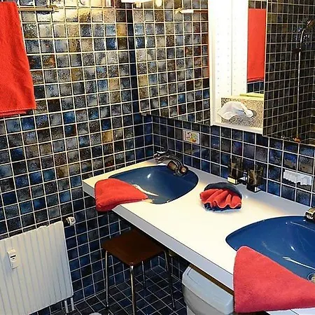 Schonried Sleeps 6 *